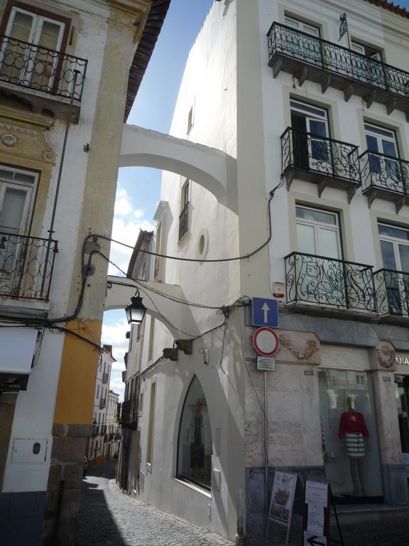 Ebora Home - Garage Free - Centro Historico Евора Екстер'єр фото